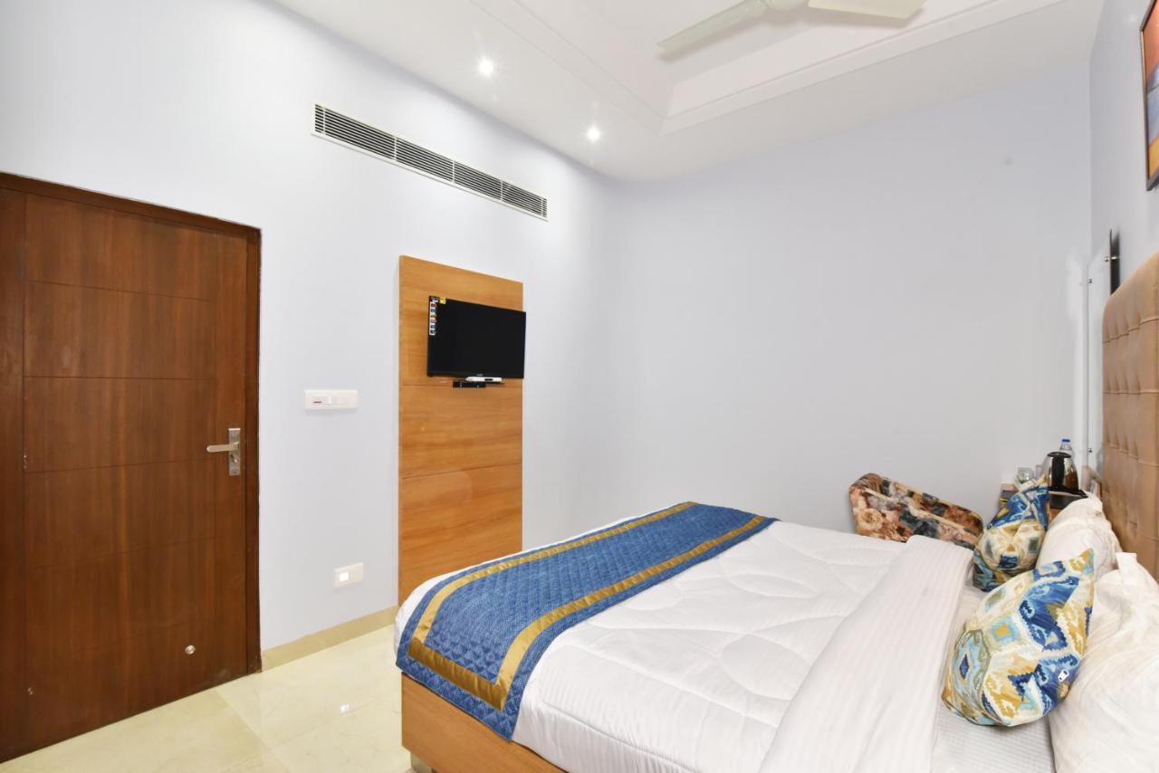 Hotel Vacation Inn Amritsar Bagian luar foto