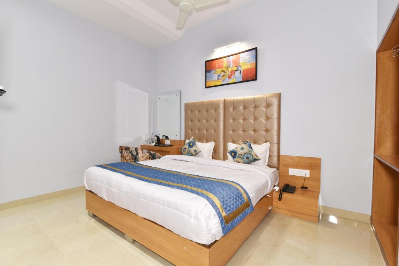 Hotel Vacation Inn Amritsar Bagian luar foto