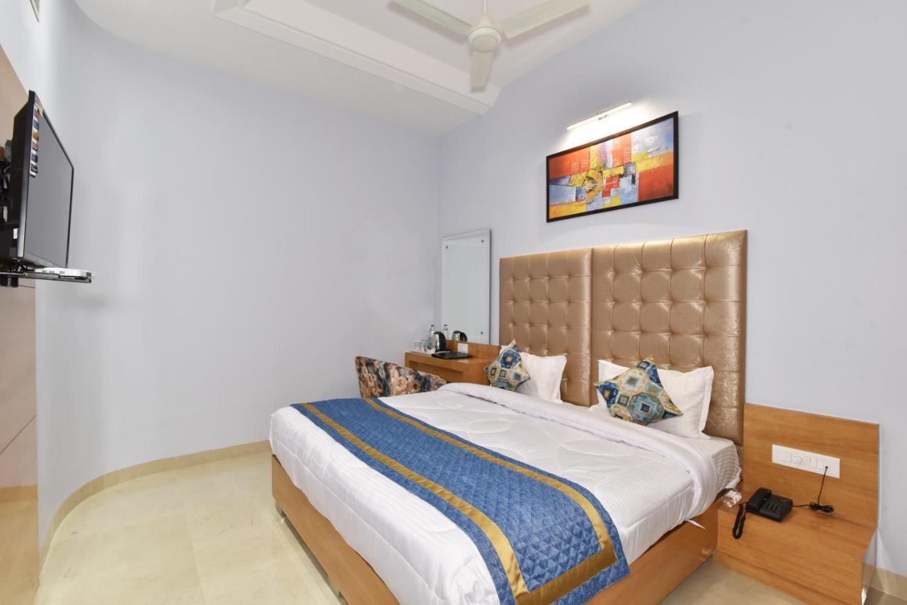 Hotel Vacation Inn Amritsar Bagian luar foto