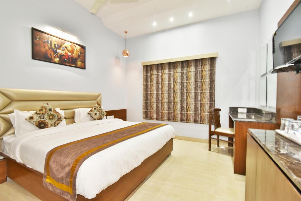Hotel Vacation Inn Amritsar Bagian luar foto