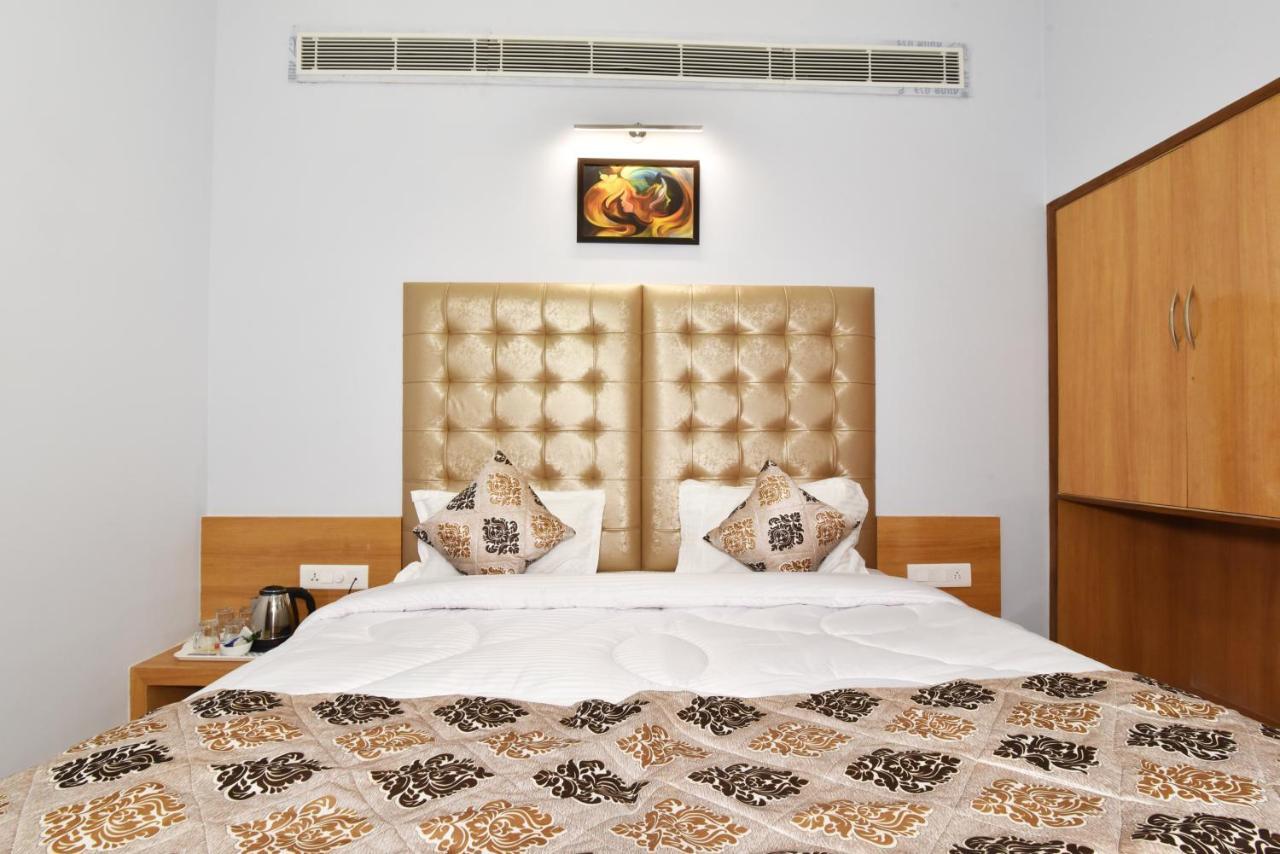 Hotel Vacation Inn Amritsar Bagian luar foto