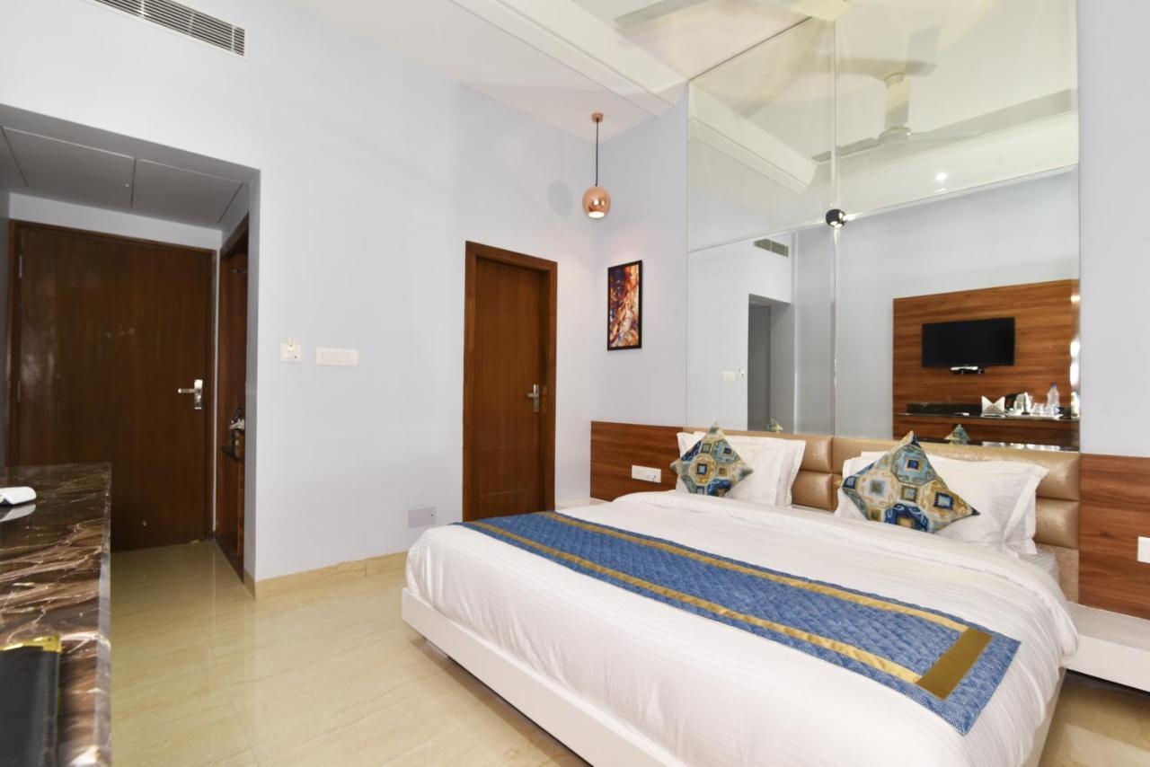 Hotel Vacation Inn Amritsar Bagian luar foto